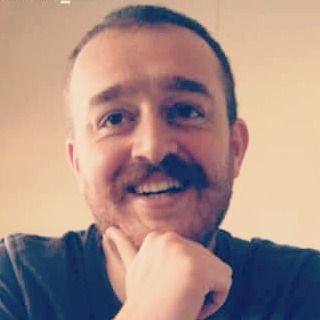 بهترین مدرس آیلتس پویا علیپور قطعات مصرفی خودرو